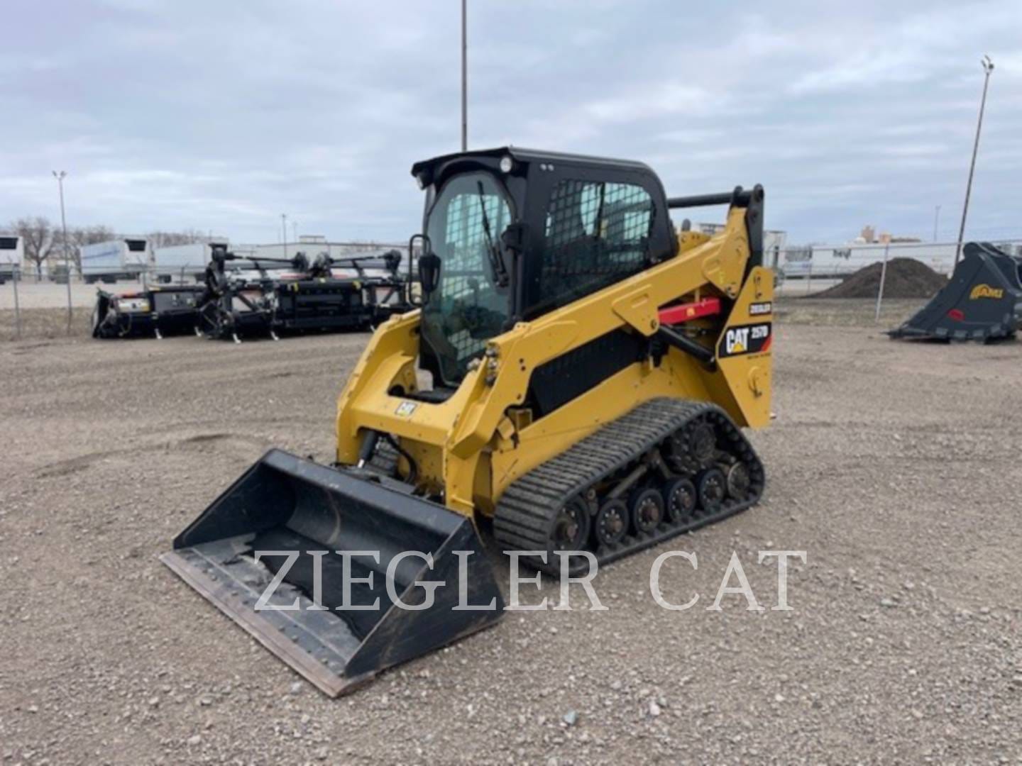 2015 Caterpillar 257D Equipment Image0