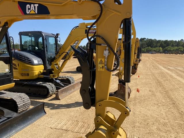 Image of Caterpillar 305.5E equipment image 4