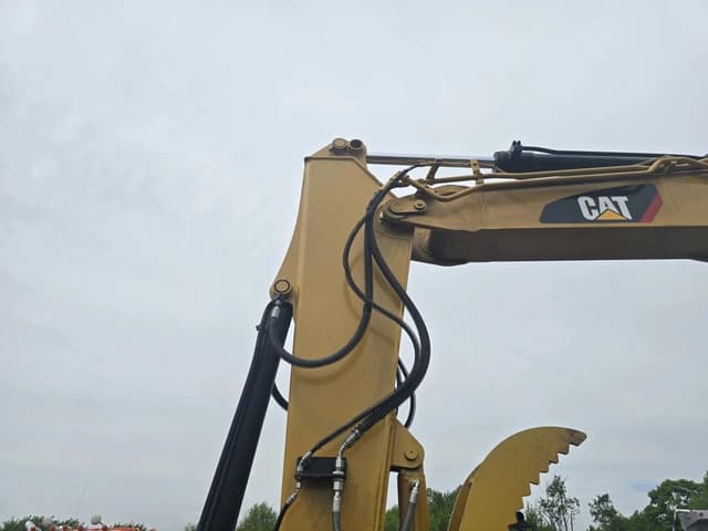 Image of Caterpillar 308E2CR equipment image 3