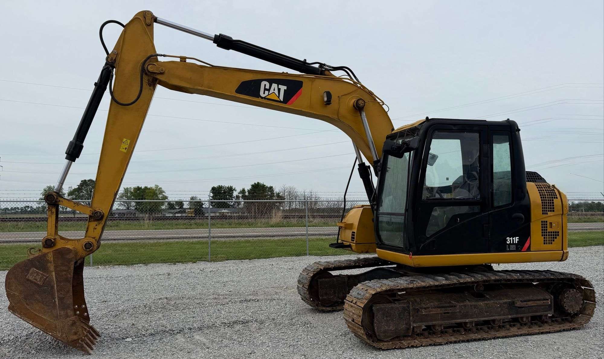 2015 Caterpillar 311FLRR Equipment Image0