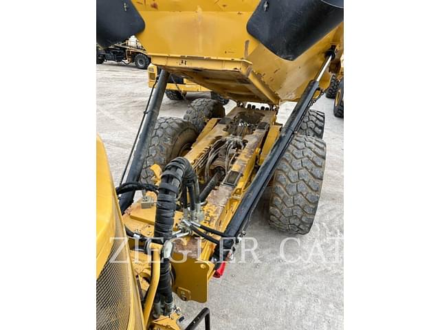 Image of Caterpillar 745C equipment image 2