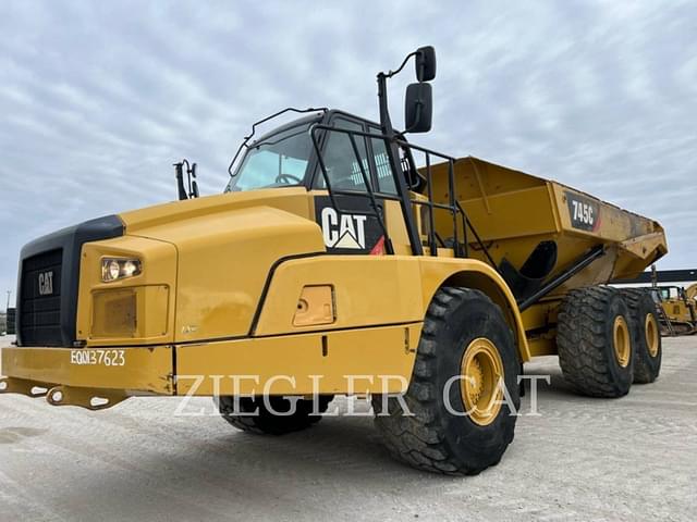 Image of Caterpillar 745C equipment image 4