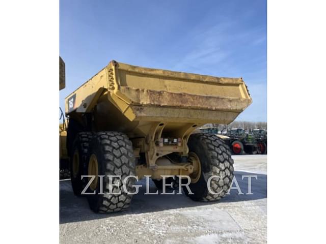 Image of Caterpillar 745C equipment image 3