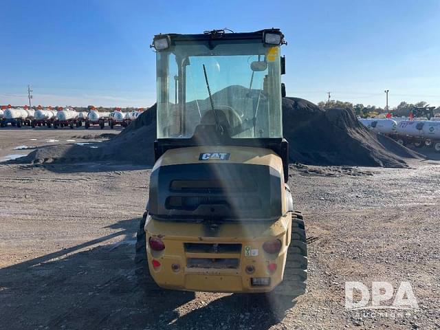 Image of Caterpillar 903C equipment image 1
