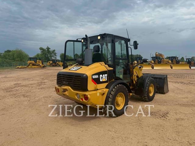 Image of Caterpillar 906H2 equipment image 2