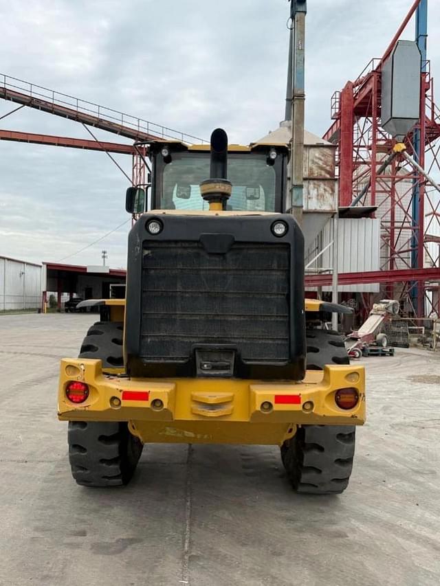 Image of Caterpillar 924K equipment image 3