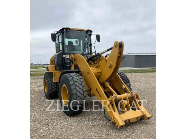 Image of Caterpillar 926M equipment image 1