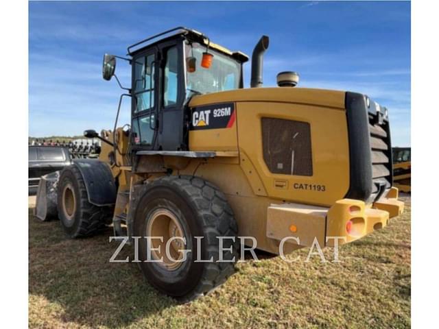 Image of Caterpillar 926M equipment image 4