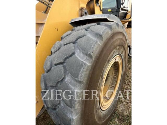 Image of Caterpillar 926M equipment image 1