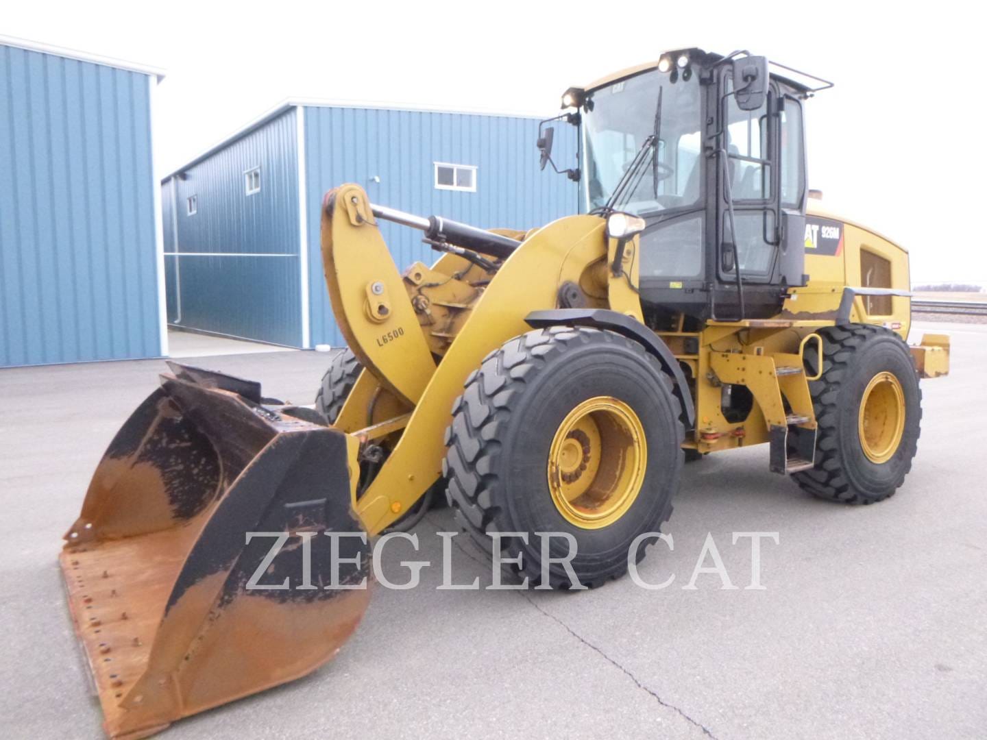 2015 Caterpillar 926M Equipment Image0