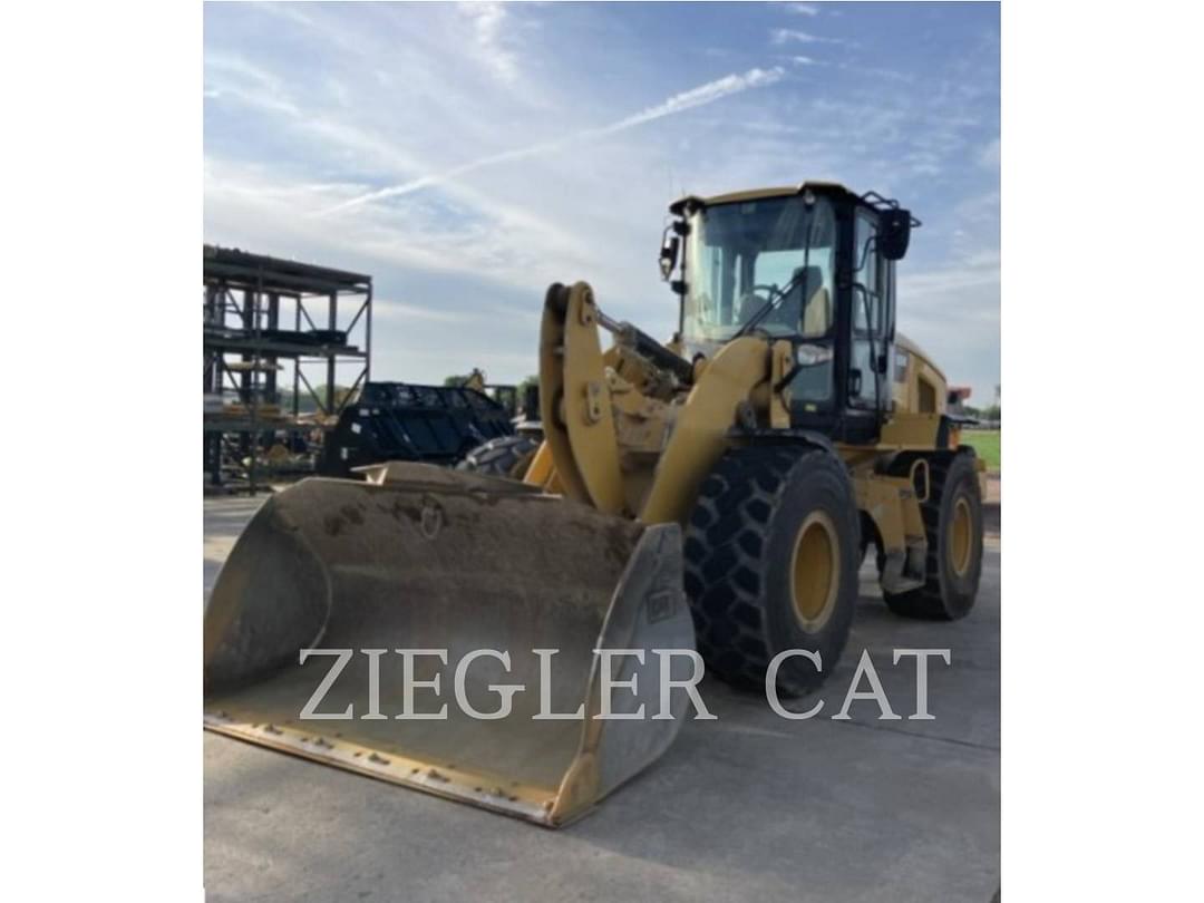 Image of Caterpillar 926M Primary image