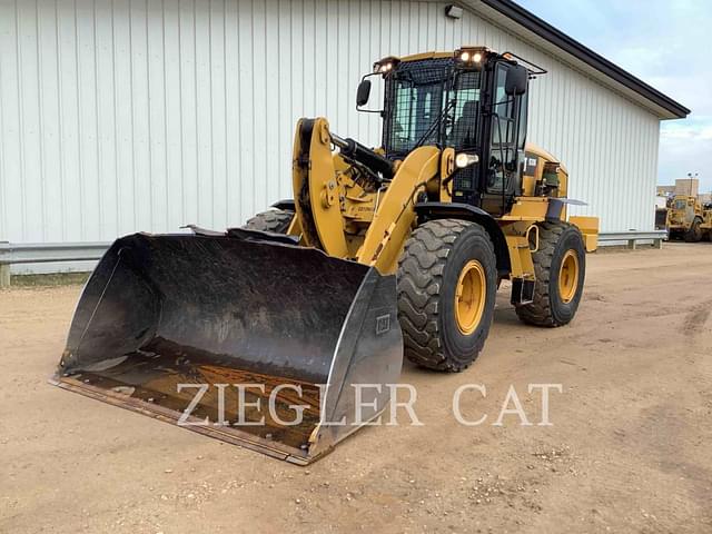 Image of Caterpillar 938K equipment image 3