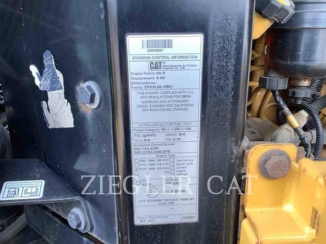 Image of Caterpillar 938K equipment image 3