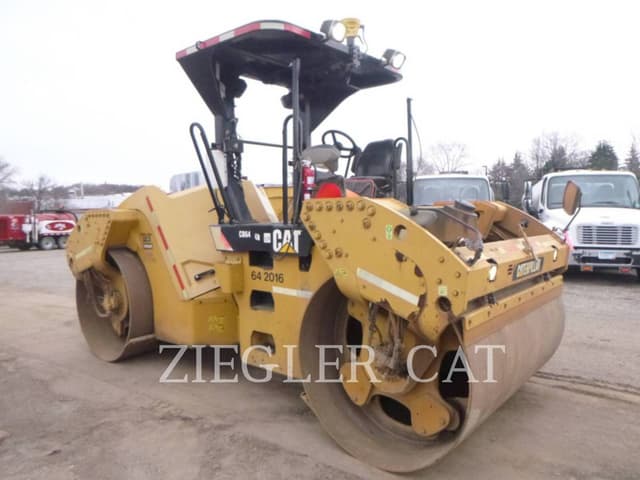 Image of Caterpillar CB64 equipment image 1