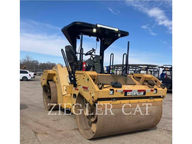 Image of Caterpillar CB64 equipment image 1