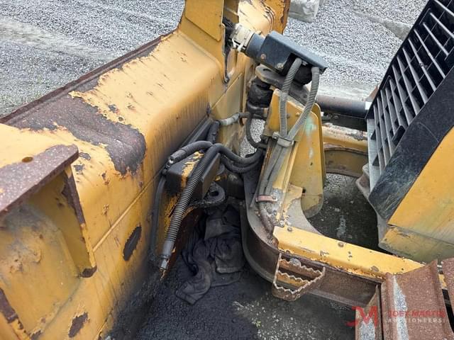 Image of Caterpillar D5K2 equipment image 4
