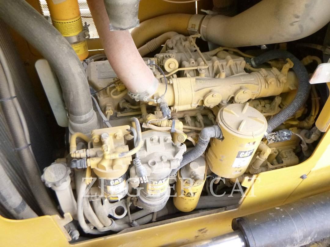 Image of Caterpillar D6K2 LGP Primary image