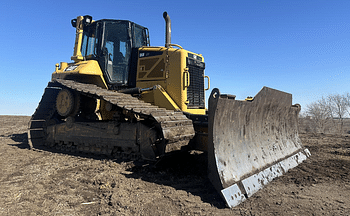 2015 Caterpillar D6N LGP Equipment Image0