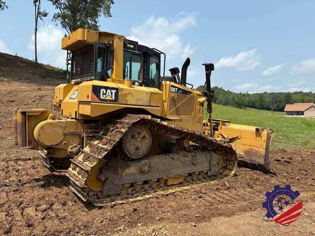 Image of Caterpillar D6T LGP equipment image 4
