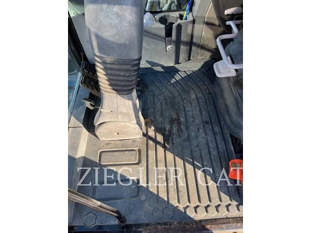 Image of Caterpillar M320F equipment image 4