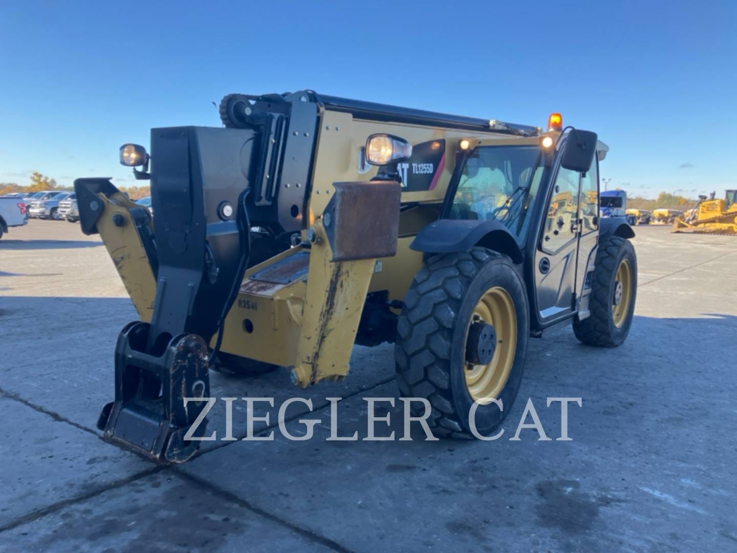 2015 Caterpillar TL1255D Equipment Image0