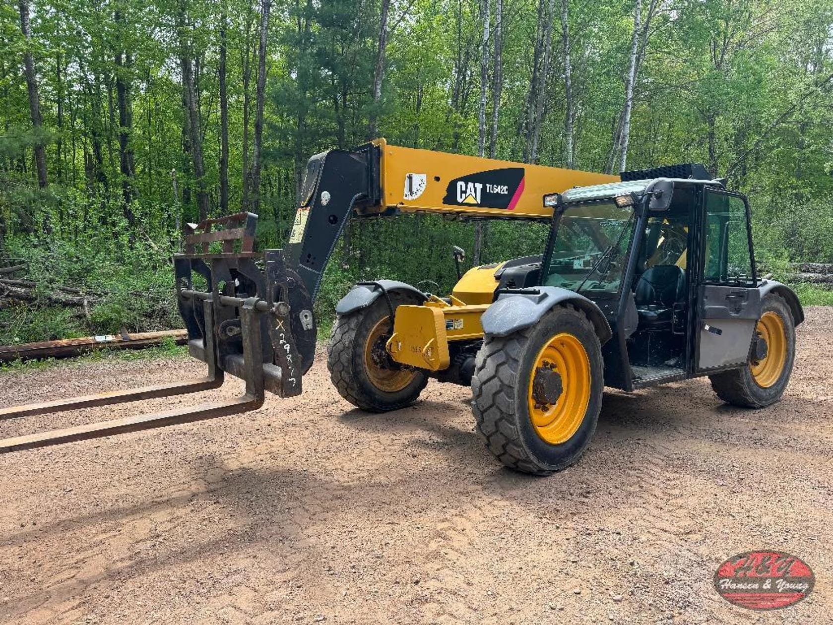 2015 Caterpillar TL642C Equipment Image0