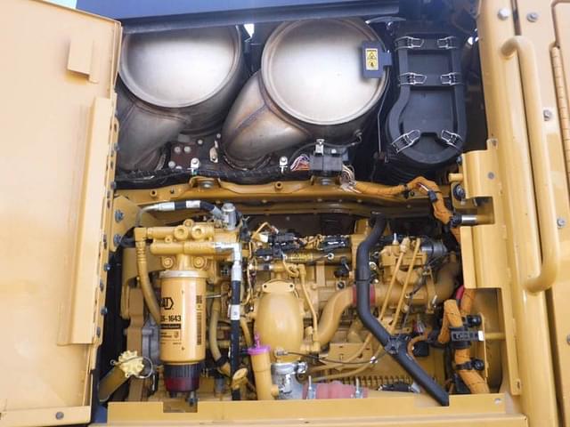 Image of Caterpillar 140M3 equipment image 3