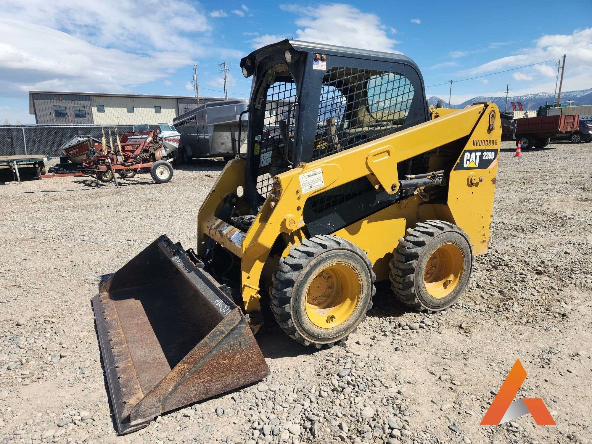 2015 Caterpillar 226D Equipment Image0