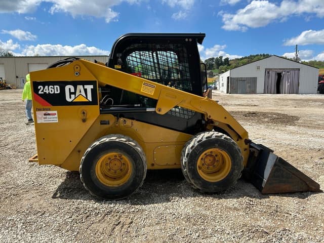 Image of Caterpillar 246D equipment image 4