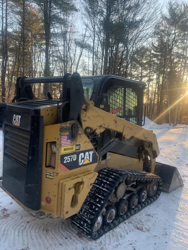 Image of Caterpillar 257D equipment image 2