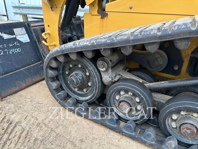 Image of Caterpillar 257D equipment image 3