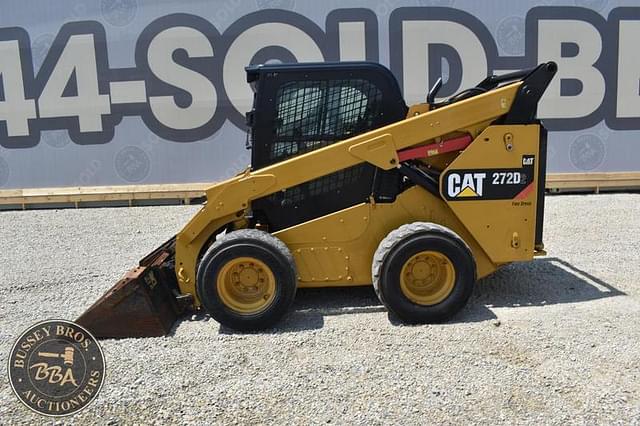 Image of Caterpillar 272D2 equipment image 4