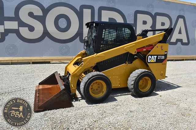 Image of Caterpillar 272D2 equipment image 2