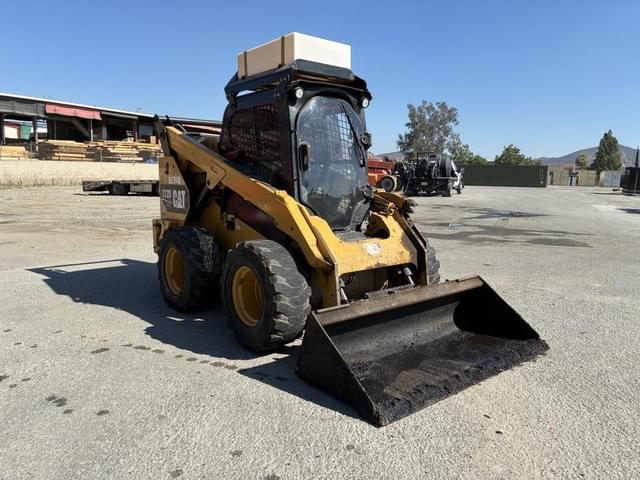 Image of Caterpillar 272D XHP equipment image 1
