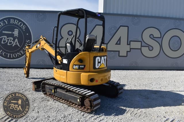 Image of Caterpillar 303E CR equipment image 4