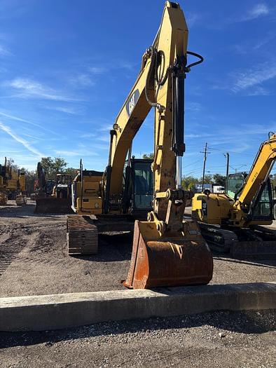 Image of Caterpillar 323FL equipment image 1