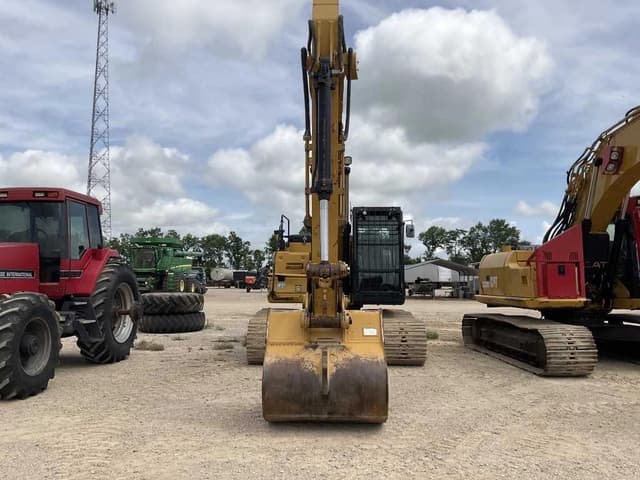 Image of Caterpillar 323FL equipment image 1