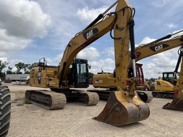 Image of Caterpillar 323FL equipment image 2