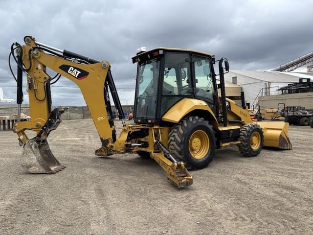 Image of Caterpillar 420F2 equipment image 2