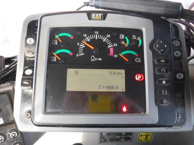 Image of Caterpillar 621K equipment image 3