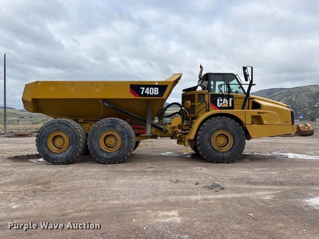 Image of Caterpillar 740B equipment image 3
