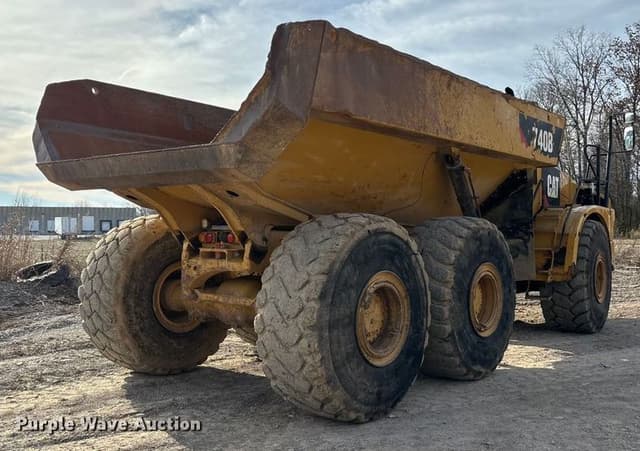 Image of Caterpillar 740B equipment image 4