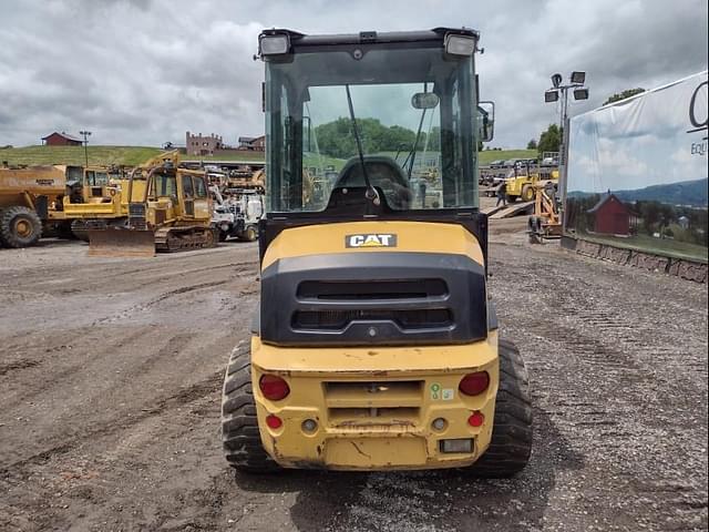 Image of Caterpillar 903C equipment image 3