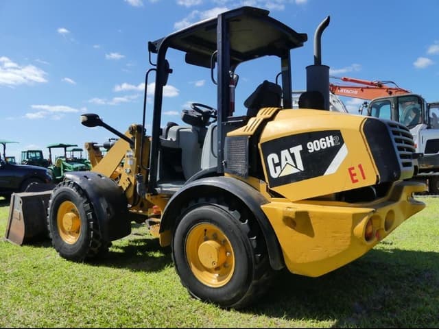 Image of Caterpillar 906H2 equipment image 3
