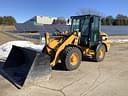 2015 Caterpillar 906M Image