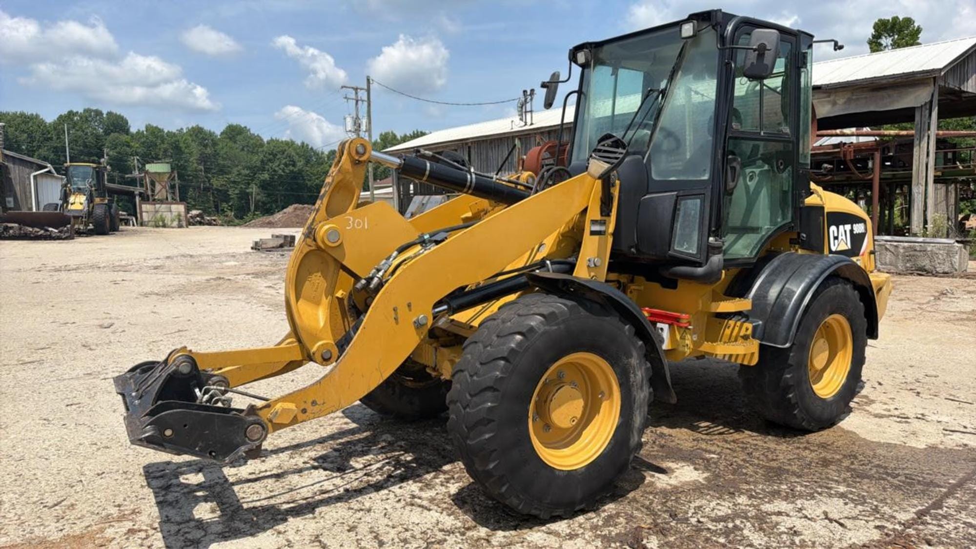 2015 Caterpillar 908H2 Equipment Image0