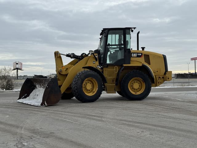 Image of Caterpillar 910K equipment image 4