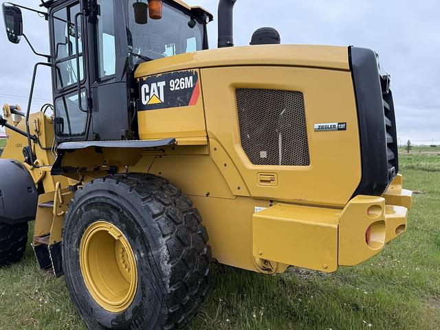 Image of Caterpillar 926M equipment image 4