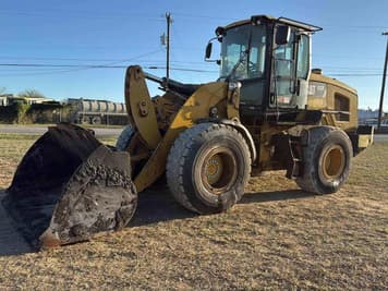 Main image Caterpillar 930K