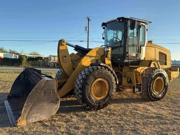 Main image Caterpillar 930M